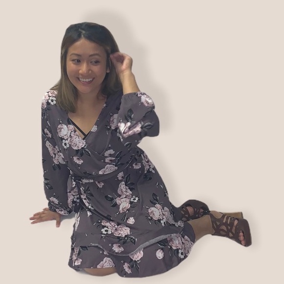 Streetwear Society Floral V-Neck Self-Tie Wrap Dress - Plum/L $10 NWOT - Picture 2 of 7